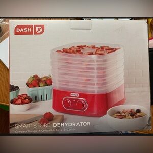 Dash electric food dehydrator NWT